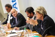 Engagierte Diskussion: Nationalrätin Corina Eichenberger, Dr. Dieter Wicki (Moderation), Nationalrat Roland Fischer und Nationalrat Geri Müller (von rechts). (Bild: PD)