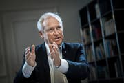 Sicherheitsdirektor Paul Winiker: «Ich bin mit der Führungsarbeit des Kommandanten sehr zufrieden.» (Bild: Pius Amrein (Luzern, 28. November 2016))