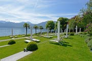 Eine Liegewiese mit Seeanstoss gehört zum Park Weggis. (Bild: Dominik Wunderli (5. Mai 2014))