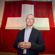 Werner Widmer hat mit seinem neuen Hymnentext den Wettbewerb der gemeinnützigen Gesellschaft gewonnen. (Bild: Keystone/Urs Flüeler)