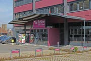 Hier wird noch bis Mitte 2017 gespielt: der heutige Standort im Schweighof in Kriens. (Bild: PD)