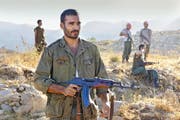Der Armenier Aram (Syrus Shahidi) rächt sich an der Türkei und trifft auch einen Unbeteiligten. (Bild: PD)
