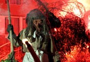 Empfang der beiden Fasnachtsfiguren «Strudeli & Strätteli». (Bild Laura Vercellone/Neue SZ)