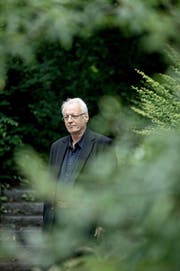 Er wehrt sich gegen seine Entlassung: Religionslehrer Thomas Bannwart, fotografiert diesen Sommer in Luzern. (Bild Pius Amrein)