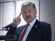 Freut sich über das grosse Interesse am nationalen Bewerbungsprozess: Swiss-Olympic-Präsident Jörg Schild (Bild: KEYSTONE/MARCEL BIERI)