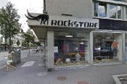 Der Bergsportausrüster Rockstore an der Hirschmattstrasse in Luzern. (Bild: Google Maps)