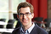 David Dorn (37) ist Professor für internationalen Handel und Arbeitsmarkt an der Universität Zürich. Er hat in seiner Forschungstätigkeit die Auswirkungen des technologischen Wandels auf die Arbeitsmärkte untersucht. (Bild: pd)