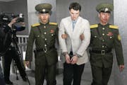 Der verstorbene Otto Warmbier beim Schauprozess in Nordkorea. (Bild: Jon Chol Jin/AP (Pjöngjang, 16. März ’16))