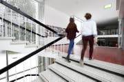 Ein Blick in das Gymnasium Menzingen. (Bild: Stefan Kaiser / ZZ)