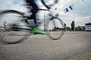 Der Belag auf der Seebrücke soll im nächsten Juli saniert werden. (Bild: Pius Amrein (11. September 2014))