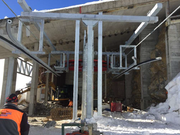 Die Einfahrt in die Bergstation der Sesselbahn Eisee-Rothorn während des Umbaus. (Bild: PD/BBS AG)