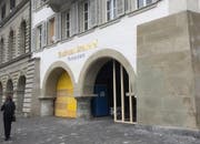 Derzeit geschlossen: Eingang zur Rathaus Brauerei (Bild: René Meier)