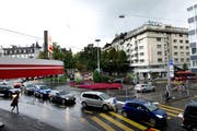 Mit den geplanten Massnahmen soll der Verkehrsfluss beim Bundesplatz optimiert werden. (Bild: Corinne Glanzmann / Neue LZ)