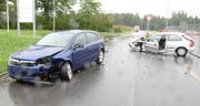 Wie es zur Kollision der beiden Autos kam, ist noch unklar. (Bild: Luzerner Polizei)