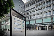 Sowohl bei den Frauen als auch bei den Männern ist die kaufmännische Ausbildung am beliebtesten. (Bild: Pius Amrein / Neue LZ)