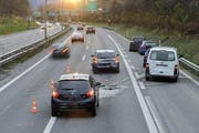 Am 19. November waren sechs Fahrzeuge... (Bild Luzerner Polizei)
