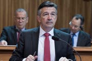Im Regierungsrat wird der Nachfolger von Hans Wicki (FDP) gesucht. (Bild: Keystone)