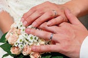Nicht jede Eheschliessung ist von Romantik begleitet. (Symbolbild)