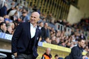Schwankt zwischen dem FC Luzern und 1860 München: Coach Carlos Bernegger. (Bild Philipp Schmidli)