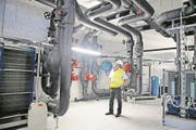 Die Energiezentrale im Bürgenstock Resort wird unter anderem für die Heizung und Kühlung der Gebäude genutzt. (Bild: Corinne Glanzmann (Bürgenberg, 17. Mai 2017))