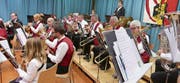 Mit dem Jahreskonzert hat die Musikgesellschaft Seelisberg den Lohn für viel Arbeit geerntet. (Bilder: Christoph Näpflin (Seelisberg, 27. Januar 2018))