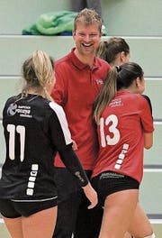 Freude bei Volleya-Trainer Nik Buser. (Bild: PD)
