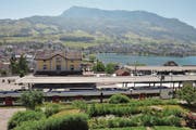 Der Schwyzer Bezirk Küssnacht ist für angrenzende Luzerner Gemeinden ein wichtiges Zentrum. (Bild: Bote der Urschweiz)
