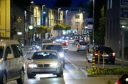 Und täglich stehen die Autofahrer in Cham im Stau. (Bild: Stefan Kaiser (Neue ZZ))