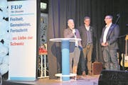 Die Regierungsratskandidaten der FDP Nidwalden am Wahlkampfauftakt: Joe Christen (v.l.), Niklaus Reinhard und Alfred Bossard. (Bild: Matthias Stadler (Stans, 27. Januar 2018))