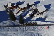 Die neue Bahn auf Testfahrt. (Bild: Stoosbahnen)