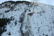 Rot eingezeichnet ist die Stelle, wo sich am 24. Februar 2012 am Stanserhorn die Lawine gelöst hatte. Es ist das Gebiet Bluematt/Chalcherli. (Bild: Kapo Nidwalden)