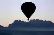 Der Russe Fedor Konjuchow will in weniger als 13 Tagen mit einem Heissluftballon die Erde umrunden. (Bild: EPA (Symbolbild))