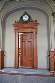 Eingang zum Gerichtssaal beim Obwaldner Kantonsgericht in Sarnen. (Bild Corinne Glanzmann)