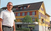Verwaltungsratspräsident Jules Bittel sichert mit der Einhorn Sins AG die Zukunft des Traditionsbetriebs.