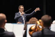 Sandro Blank anlässlich seines Auftritts beim Final des Schweizerischen Dirigentenwettbewerbs. Bild: Valentin Luthiger (Baden, 10. September 2016)