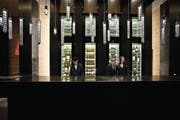 Die Hospentaler Sake-Brauer wollen einst Hotels wie das Hotel The Chedi in Andermatt beliefern. (Bild: Pius Amrein (Andermatt, 9. Dezember 2013))