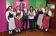 Von links: Luzia Bissig, Kurt Gisler, Julia Bissig, Toni Marty, Vreni Planzer, Peter Gisler, Michelle Arnold und Agnes Gnos. (Bild: PD)