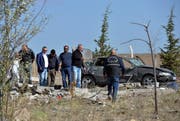 Als die Polizei sie aufforderte, sich zu stellen, hätten sie die Sprengsätze gezündet und sich dabei getötet, berichtet die staatliche Nachrichtenagentur Anadolu. (Bild: Keystone)
