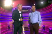 Hans Muff (rechts) war die Enttäuschung ins Gesicht geschrieben. Moderator Röbi Koller war es gar nicht recht. (Bild: Screenshot SRF)