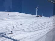 Das alte Wachthaus an der Skipiste wird vielleicht schon bald in ein Restaurant umfunktioniert. (Bild: Elias Bricker (Andermatt, 24. März 2018))