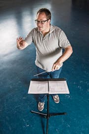 Manuel Imhof darf die Nationale Jugend-Brass-Band dirigieren. (Bild: Nadia Schärli (Inwil, 29. Juni 2017))