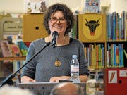 Rahel Wunderli bei ihrem Referat über die Urschner Berglandwirtschaft. Bild: urh (Altdorf, 17. März 2017)