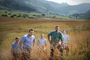Rothenthurmer Schwinger (von links): Alex Schuler, Christian Schuler, Philipp Schuler, Martin Grab und Daniel Schuler. (Bild Nadia Schärli)