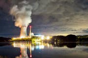 Archivbild aus dem Jahr 2011: Das Atomkraftwerk Leibstadt im Aargau. (Bild: KEYSTONE/Alessandro Della Bella)