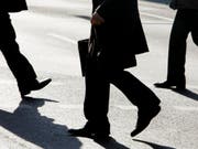 Britische Banker mussten 2014 einen Rückgang der Boni um sechs Prozent im Vergleich zum Vorjahr hinnehmen. (Symbolbild) (Bild: Keystone)