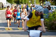 Die einen machen aus Spass mit, doch dieser Sportlergruppe ist es ernst. (Bild: Jakob Ineichen / Neue LZ)