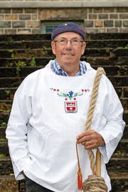 Geislechlepfer Uli Amstad macht seit 50 Jahren mit am Beggrieder Samichlais-Izug. (Bild Jakob Christen)