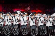 Mit einem speziellen Auftritt feiert zudem das «Top Secret Drum Corps»sein 25-jähriges Bestehen. (Bild: Keystone / Patrick Straub)