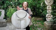 Bildhauerin Mona Saudi: «Nur hier finde ich Inspiration für meine Kunst.» (Bild: Daniel Ammann)
