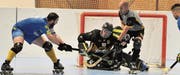Uri-Keeper Marc Blöchlinger (Mitte) stand immer wieder im Brennpunkt des Geschehens. (Bild: Urs Hanhart (Schattdorf, 28. Oktober 2017))